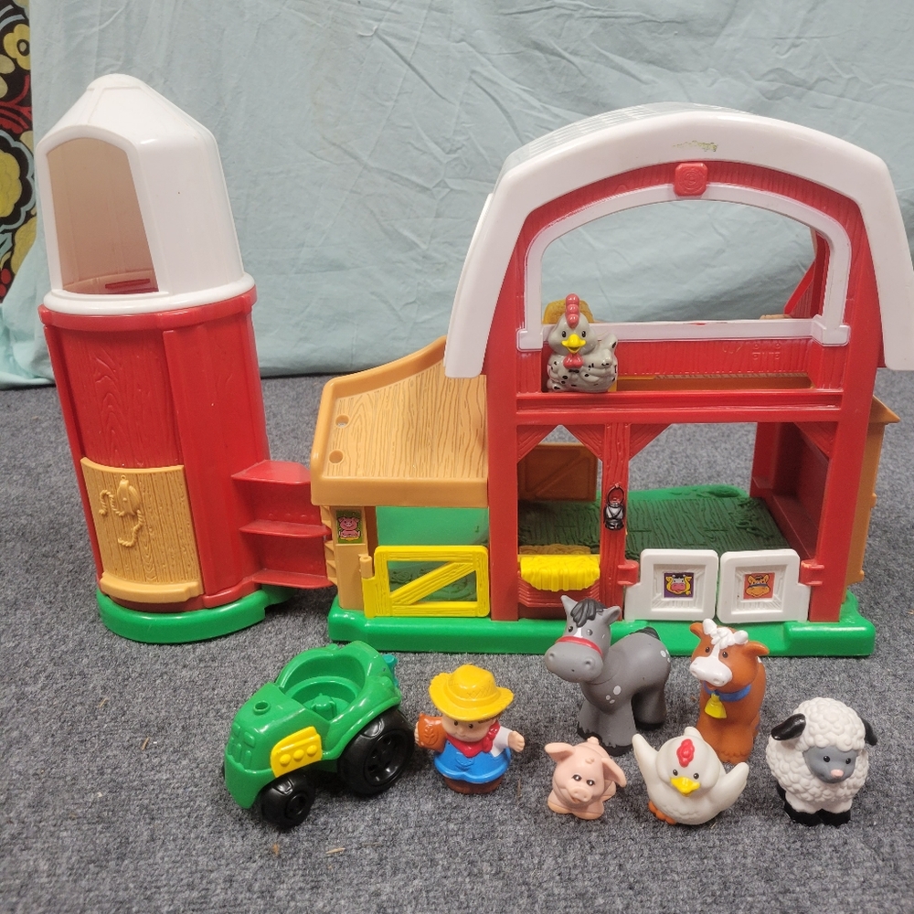 Fisher Price Little People farm set